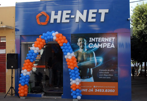 Brumado: Loja HE-NET é inaugurada com ofertas e 12 camarotes para o Festival de Inverno Bahia