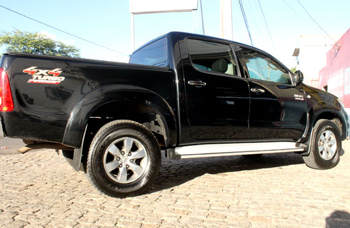 Classificado: Hilux à venda em Brumado
