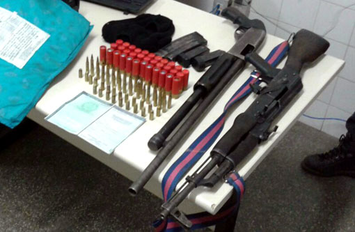 Xique-Xique: Hilux tomada de assalto em Brumado foi recuperada; armas de grosso calibre foram apreendidas