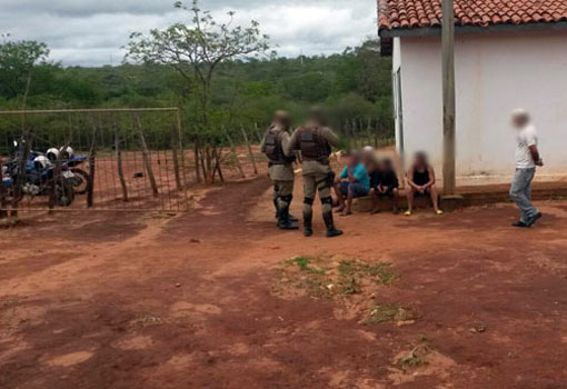 Menor de idade é condenado a 3 anos de internação devido a Latrocínio que vitimou lavradores em Brumado 