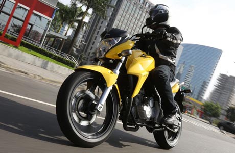 HONDA LANÇA NOVAS CB 300R E XRE 300 FLEX NO BRASIL