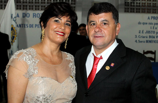 O Rotary Club de Brumado deu posse ao presidente da gestão 2014/2015