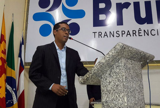 Brumado: Chefe do Cartório Eleitoral usa Tribuna da Câmara para chamar a atenção sobre a obrigatoriedade do recadastramento biométrico