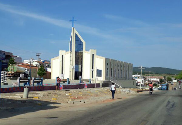 Ibitira celebra festa da padroeira e dois anos de paróquia