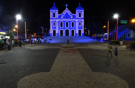 Brumado: Prefeitura entrega primeira etapa do sistema de iluminação de Natal