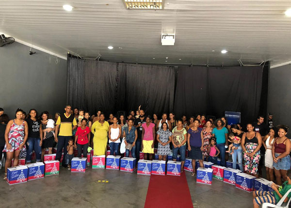 Brumado: Igreja Quadrangular Church realizou o projeto social 'Natal Solidário 2019'