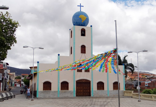 Brumado: Bispo Diocesano elevou comunidade Nossa Senhora Aparecida à Paróquia