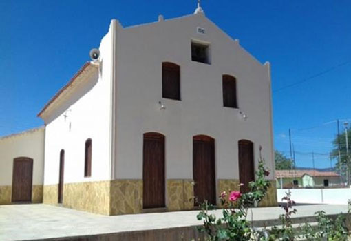 Livramento: bandidos invadem residência e levam cofre de igreja