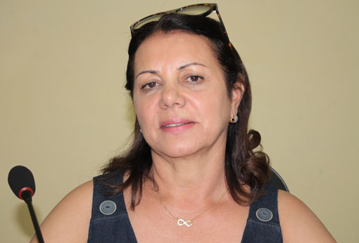 Vereadora Ilka Abreu solicita benefícios para povoado de Umburanas