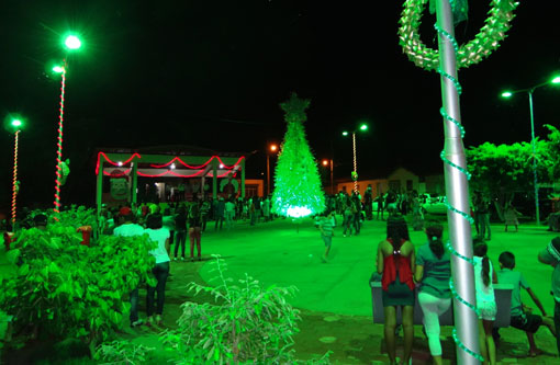 Brumado: Praça da Vila Presidente Vargas receberá iluminação natalina