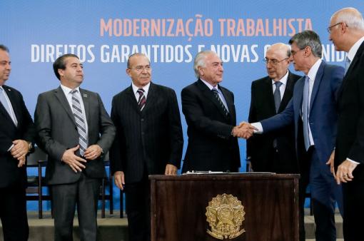 Presidente Michel Temer sanciona Reforma Trabalhista 