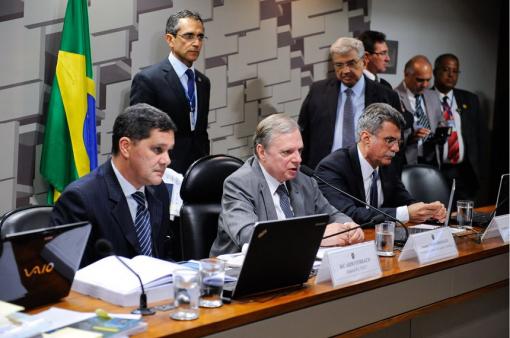 Por 14 votos a 11, Comissão de Assuntos Econômicos do Senado aprova reforma trabalhista 