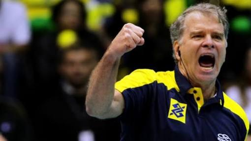 Bernardinho deixa comando da seleção de vôlei após mais de 15 anos 