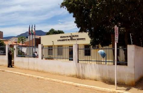 Livramento de Nossa Senhora: Polícia Civil prende idoso acusado de pedofilia 