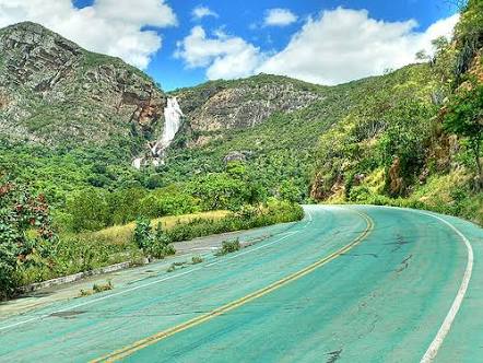 Projeto de 'asfalto ecológico' do deputado Marquinho Viana é aprovado na Assembleia 