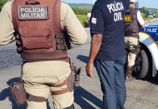 Forças estaduais de segurança atuam para desbloquear rodovias baianas