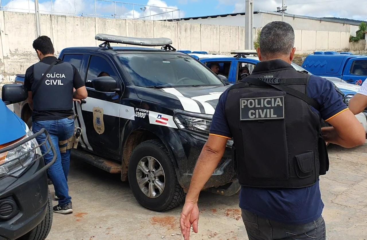 Brumado: Acusado de homicídio no bairro do Mercado é transferido para o Presídio de Vitoria da Conquista