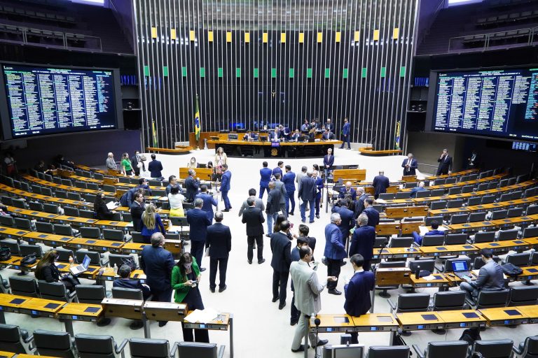 Câmara dos Deputados: Seis medidas provisórias estão na pauta do Plenário desta terça-feira