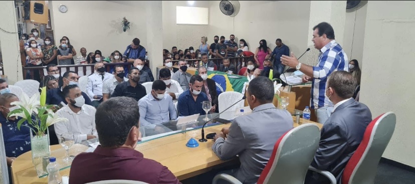 Deputado Marquinho Viana é agraciado com o título de Cidadão de Anagé 