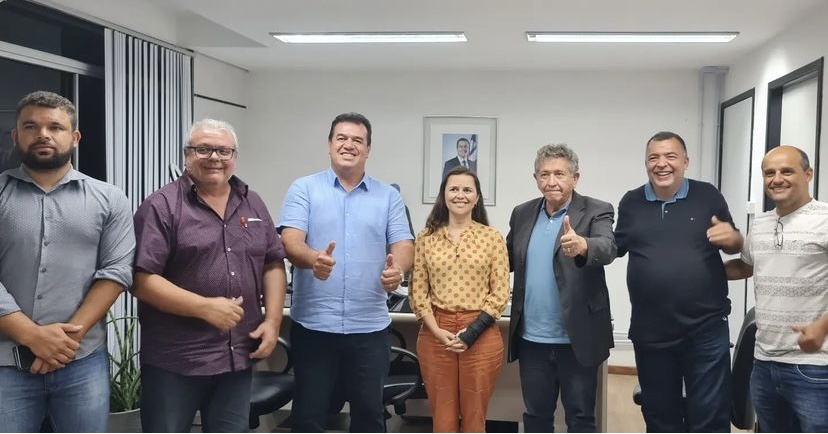 Deputado Marquinho Viana leva prefeitos a audiência com Luiz Caetano, secretário de Relações Institucionais