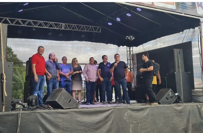 Deputado inaugura mais uma obra em Livramento de Nossa Senhora