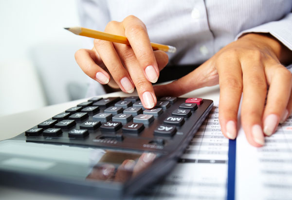 Com recuo de -0,27%, inadimplência do consumidor tem primeira queda após dois anos