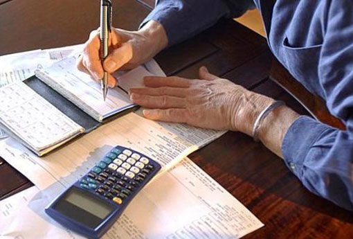 Número de inadimplentes cresce no país em abril