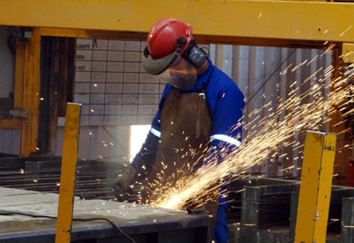 Queda na produção confirma dificuldade para recuperação da economia, diz CNI