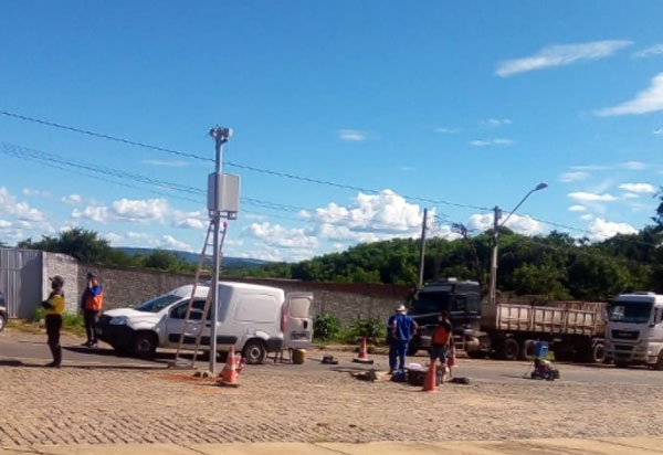 Brumado: SMTT instala Radar de velocidade próximo ao Terminal Rodoviário