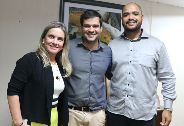 Ivana busca investimentos para a produção de frutas vermelhas em Mucugê