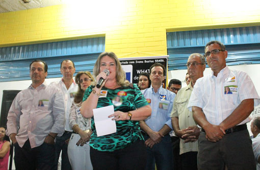 Ivana Bastos inaugura comitê de campanha em Guanambi