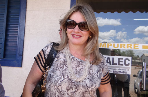 Publicado convênio para ampliação de cooperativa em Lagoa Real, comemora Ivana Bastos