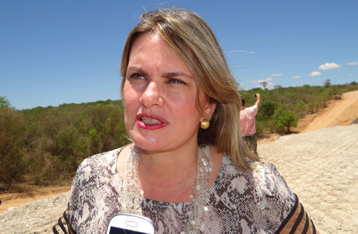 Fiol: Deputada Ivana Bastos comemora liberação dos lotes 6 e 7