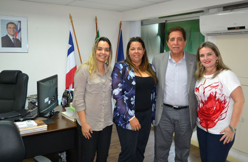 Deputada solicita melhorias para unidade escolar no município de Lençóis