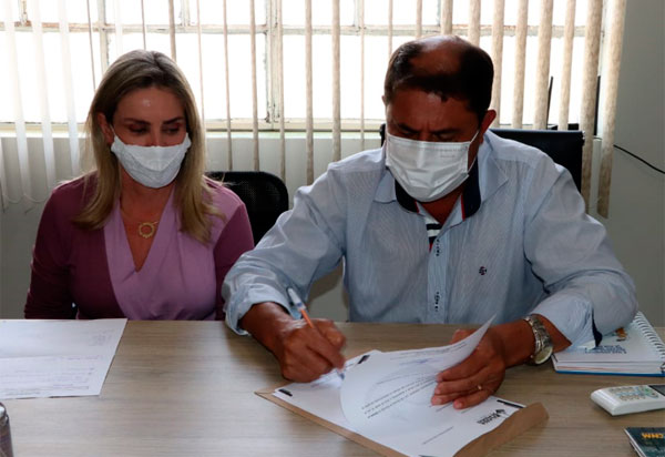 Malhada de Pedras receberá equipamentos através de emenda de Ivana Bastos