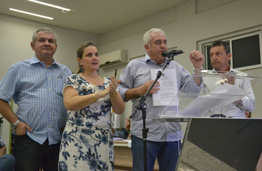 Ivana Bastos e o senador Otto Alencar reúnem centenas de pessoas em defesa do Velho Chico e da mulher na política