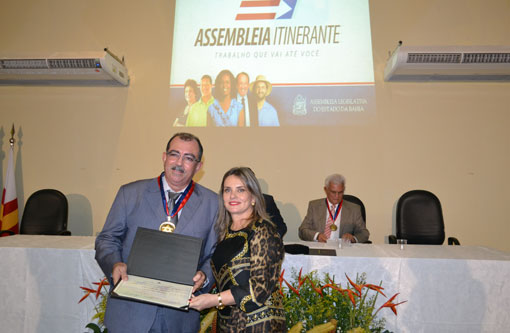 Deputada Ivana Bastos participa de Assembleia Itinerante em Santo Antônio de Jesus