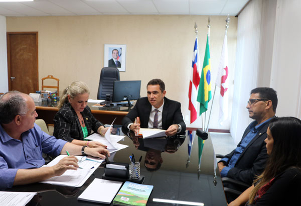 Na SIHS, Ivana e Vanessa buscam melhorias para o sistema de abastecimento de água de Lençóis  