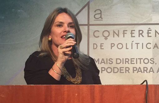 Ivana Bastos participa da 4º Conferência Estadual de Políticas para Mulheres 