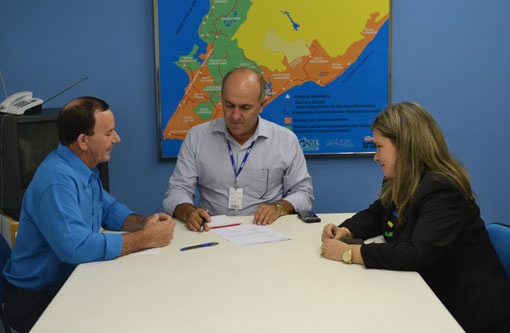 Rio do Antônio: deputada e secretário buscam celeridade nas obras de saneamento básico