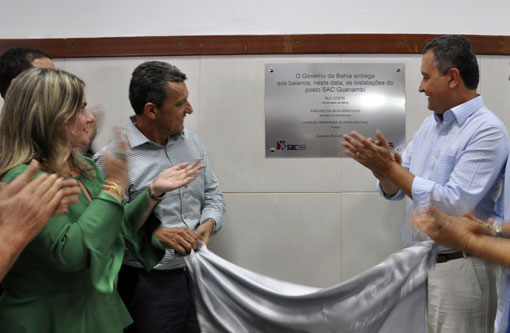 Ivana Bastos acompanha governador Rui Costa em inauguração do SAC fixo de Guanambi