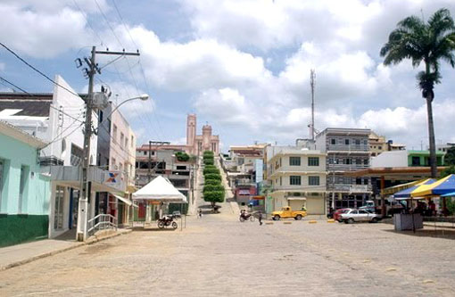 Jaguaquara: PM é preso por abuso sexual de filha de 15 anos