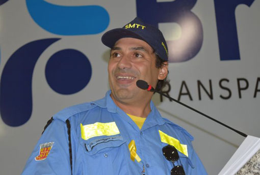 Legislativo Brumadense adere ao movimento 'Maio Amarelo'