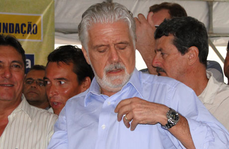 'Wagner gasta mais com helicóptero dele do que com o da PM', diz Gaban