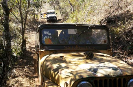 Brumado: Clube do Jeep participa de trilha em Licínio de Almeida