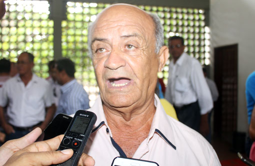 Prefeito de Dom Basílio diz que município está passando muitas dificuldades devido a seca