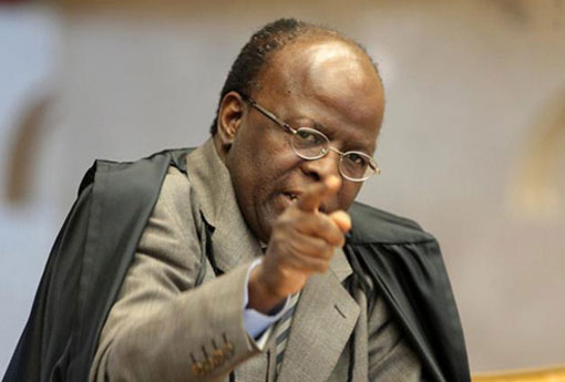 Joaquim Barbosa se posiciona a favor da renúncia de Michel Temer