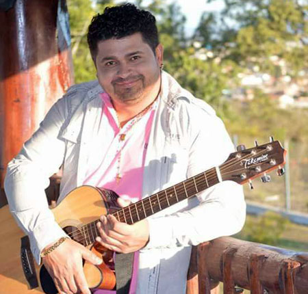 Clube Social de Brumado: Domingo de Páscoa ao som de Jone Padilha