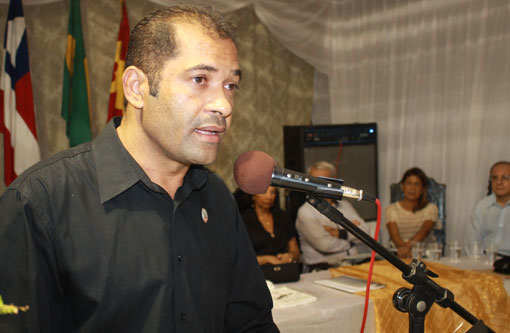 Brumado: José Ribeiro foi empossado novo presidente da ALAB