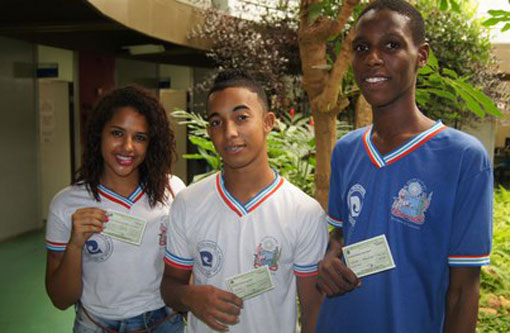 Jovem que completar 16 anos até a data da eleição já pode fazer o título; prazo final para o procedimento é 4 de maio